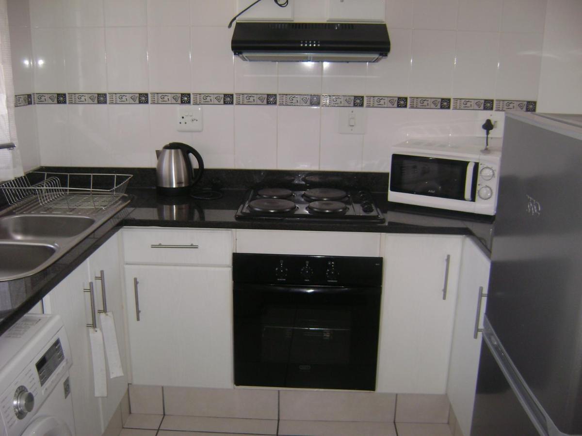 North Beach Durban Apartments Экстерьер фото