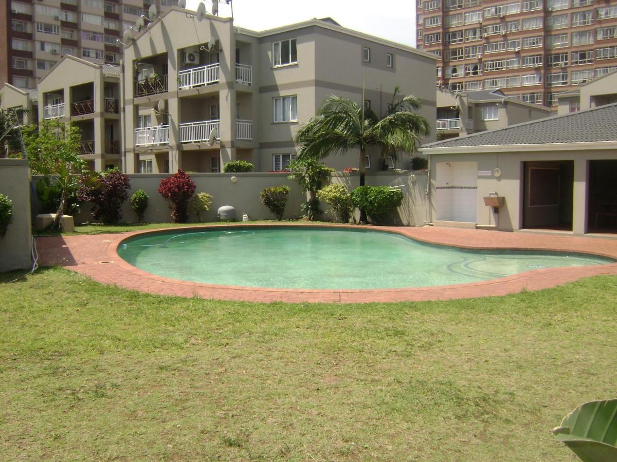 North Beach Durban Apartments Экстерьер фото