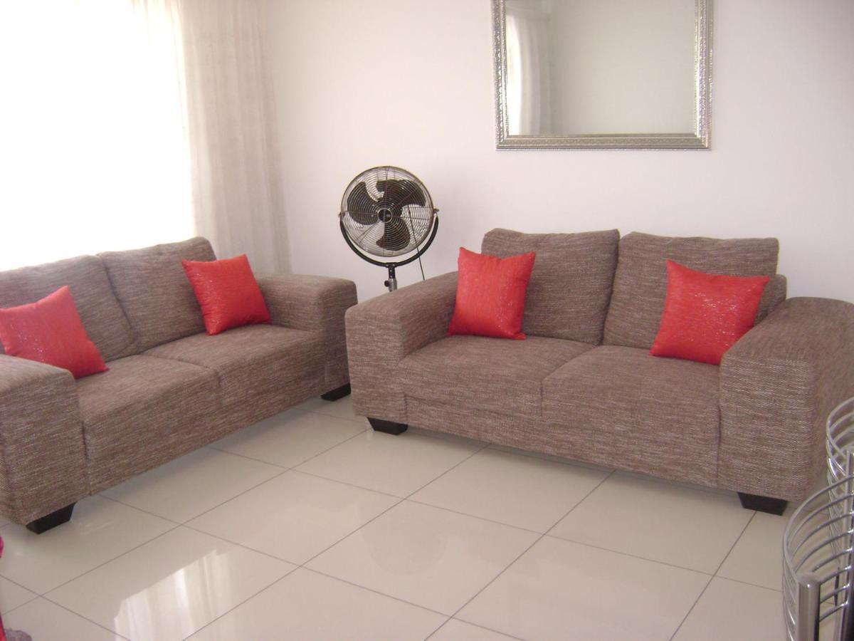 North Beach Durban Apartments Экстерьер фото